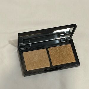 Laura Geller illuminator duo